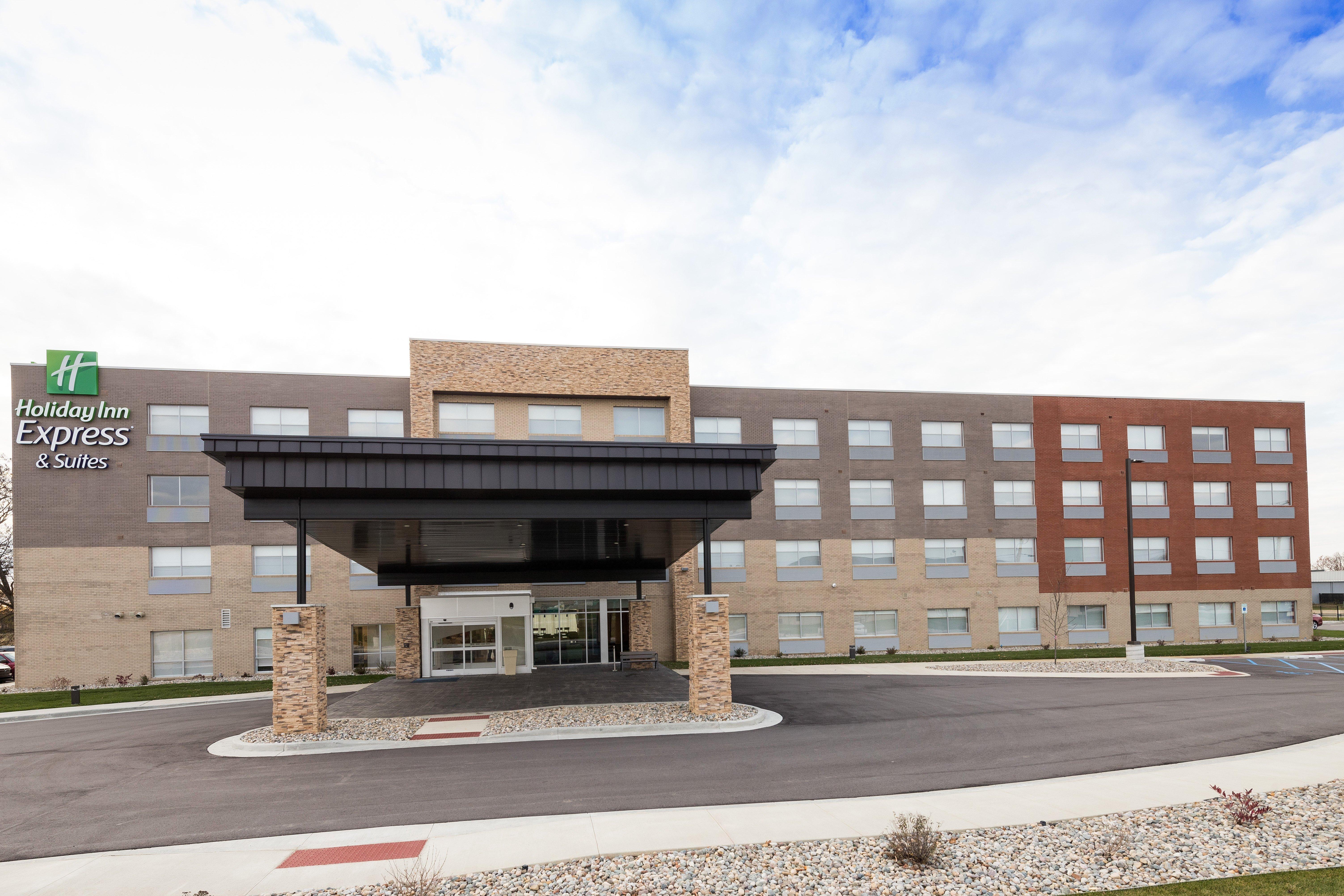 Holiday Inn Express & Suites - Auburn By Ihg Экстерьер фото